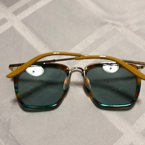 NWOT authentic Gucci sunglasses main image 15
